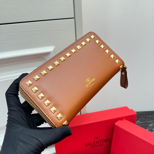 超激安ブランド財布偽物背面デザイン